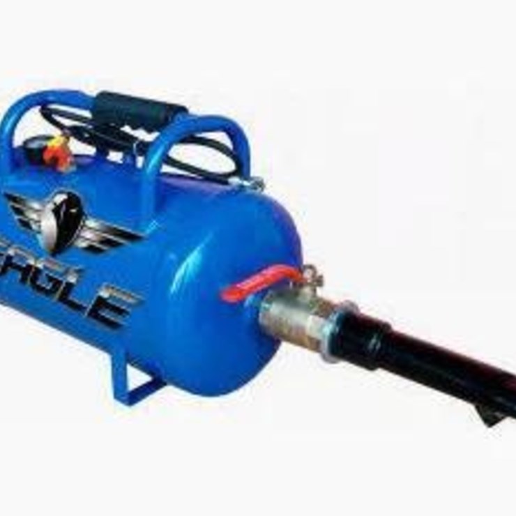 New Unused Eagle 5 Gal Tire Blaster & Air Carry Tank Combo
