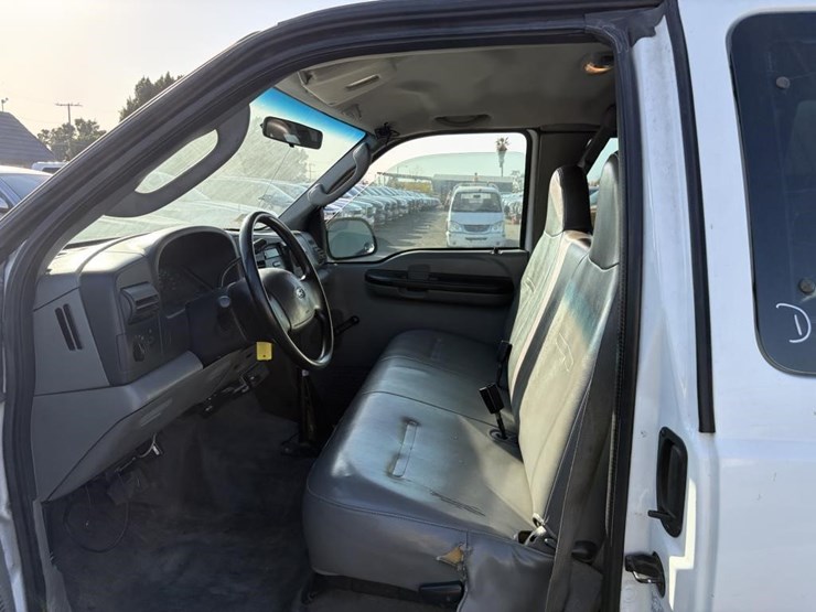 2006-ford-f250-image-9