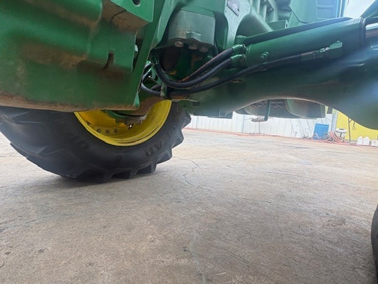 john-deere-8320r-image-45