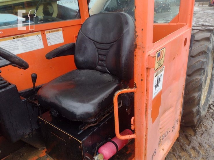 2005-jlg-g9-43a-image-10