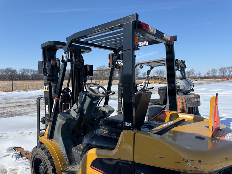 caterpillar-c5000-image-22