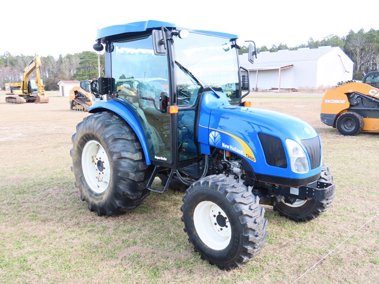 2008-new-holland-t2420-image-2
