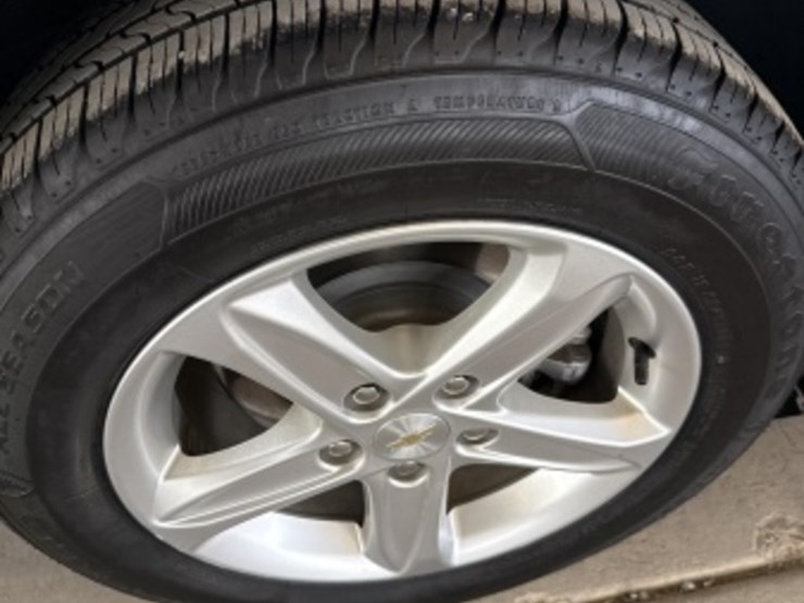 2021-chevrolet-malibu-ls-sdn-image-11