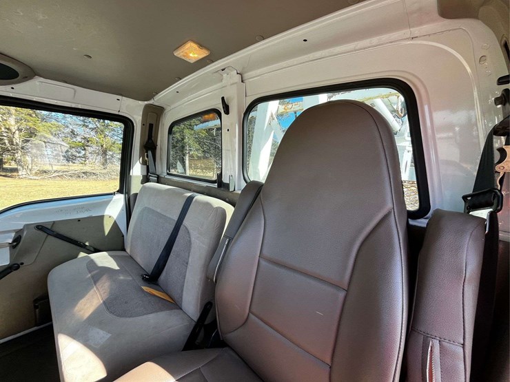 2005-sterling-acterra-image-88