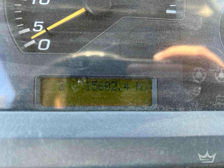 2013-komatsu-wa320-image-7