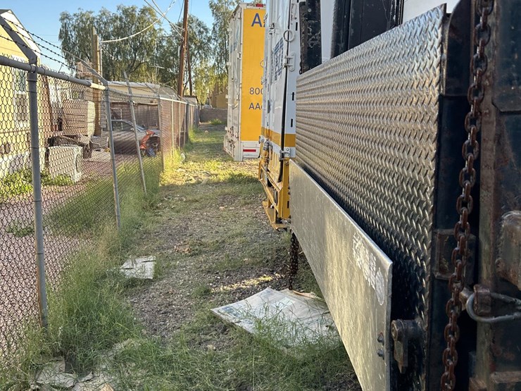 2001-international-4700-image-62