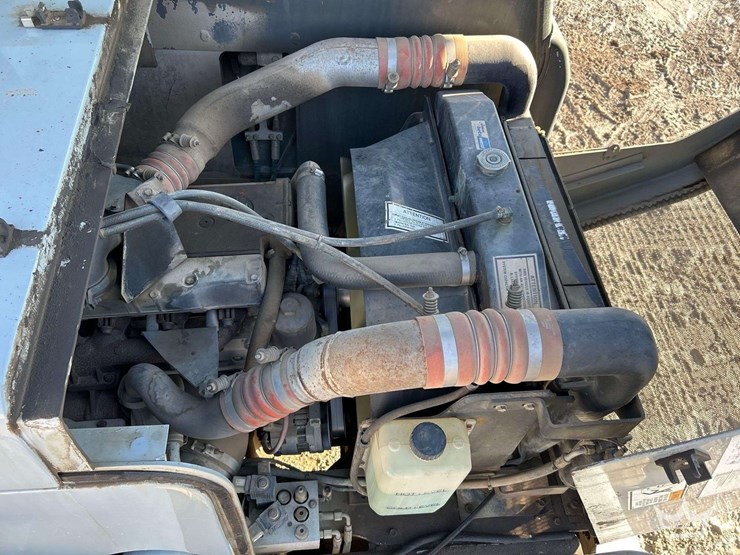 2004-gradall-xl3100-image-15