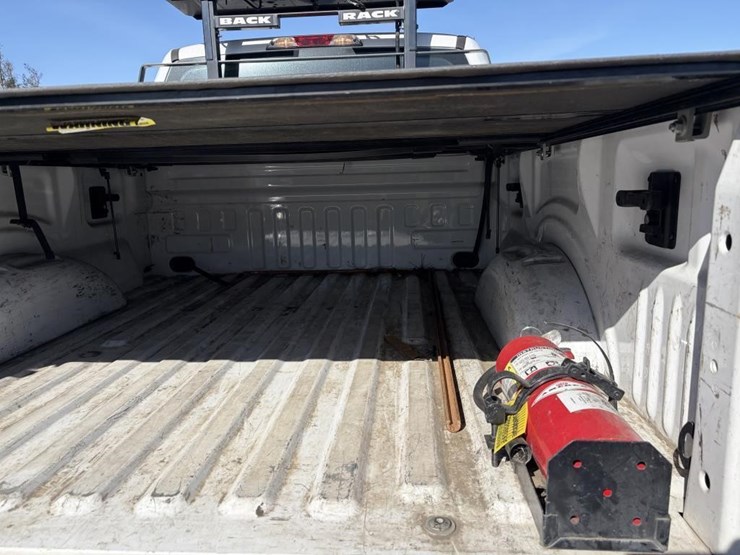 2015-ford-f150-image-23