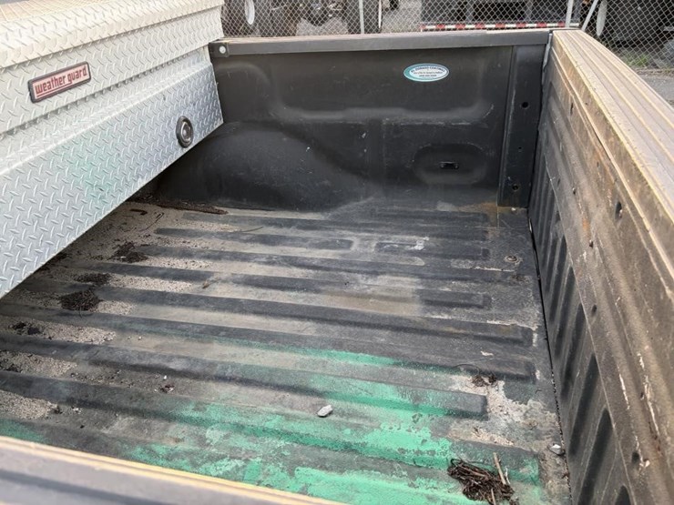 2013-ford-f150-xl-image-26