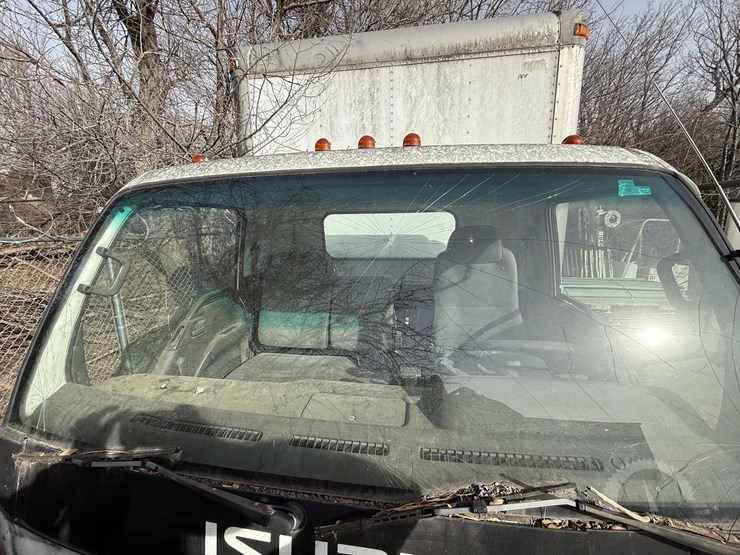 2000-isuzu-npr-image-31