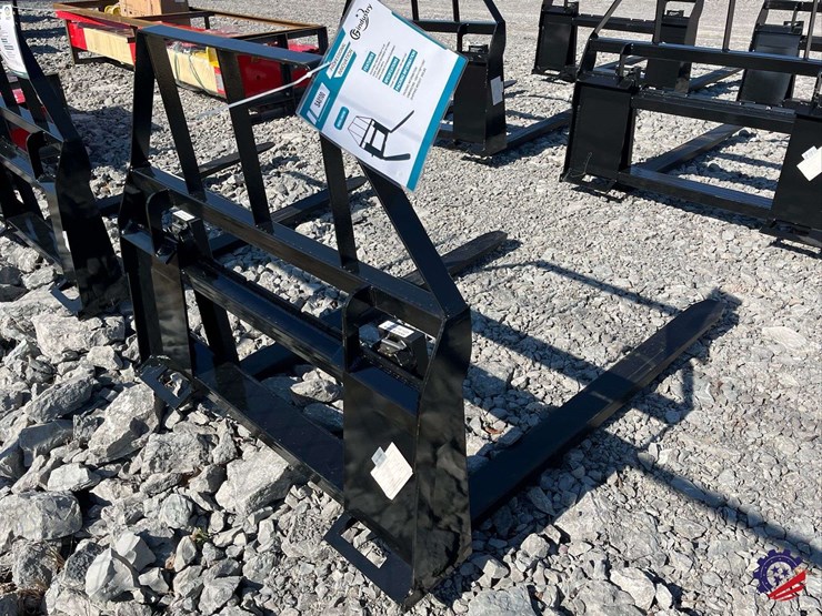 2026-mower-king-sa-skid-steer-forks-attachment-image-3