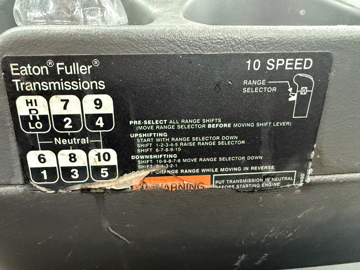 2013-timpte-hopper-bottom-image-58