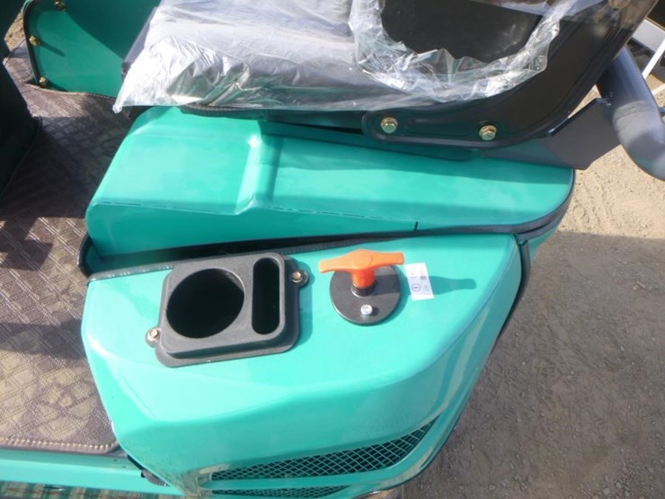 2025-agt-qk16r-hydraulic-excavator-image-22