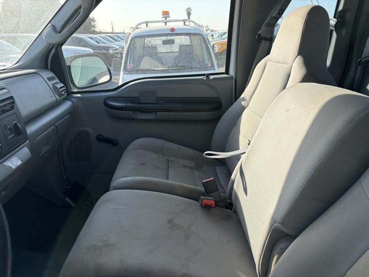 2005-ford-f250-image-15