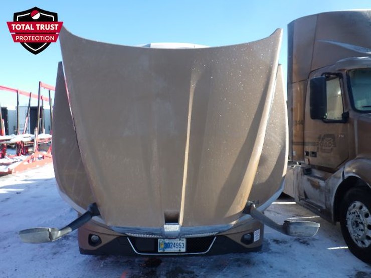 2024-kenworth-t680-image-25