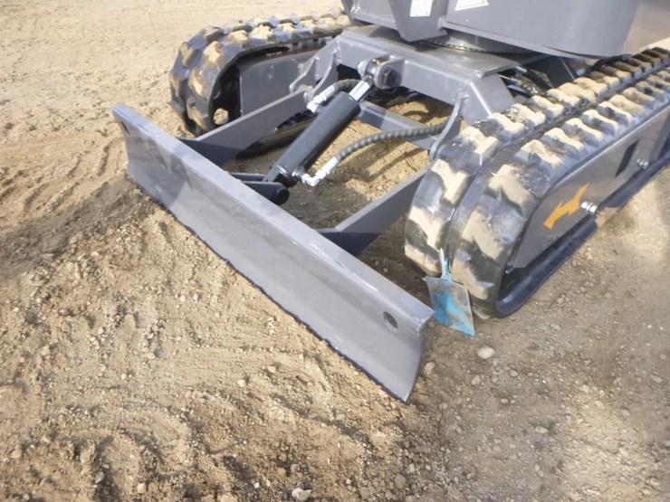 agt-mx12rx-hydraulic-excavator-image-15