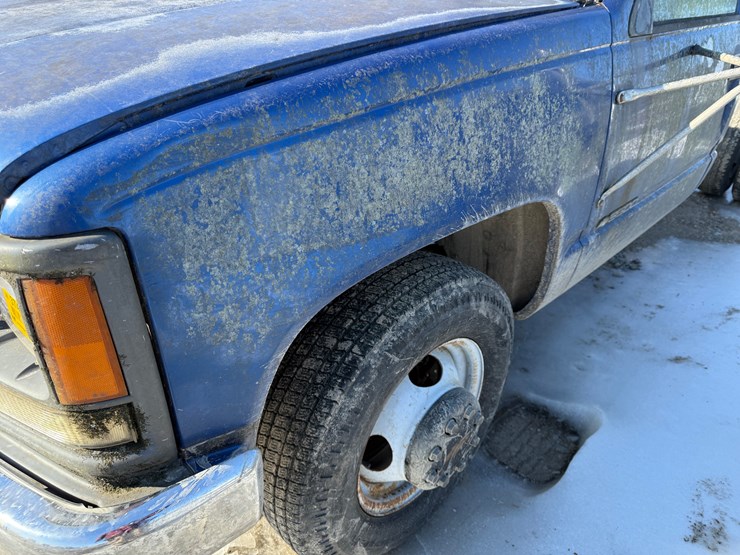 1997-chevrolet-3500-image-24