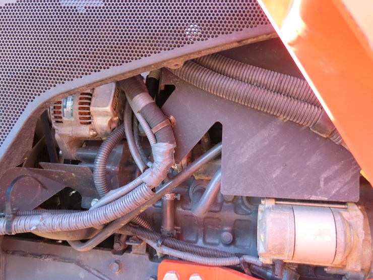 2021-kubota-mx6000-image-13