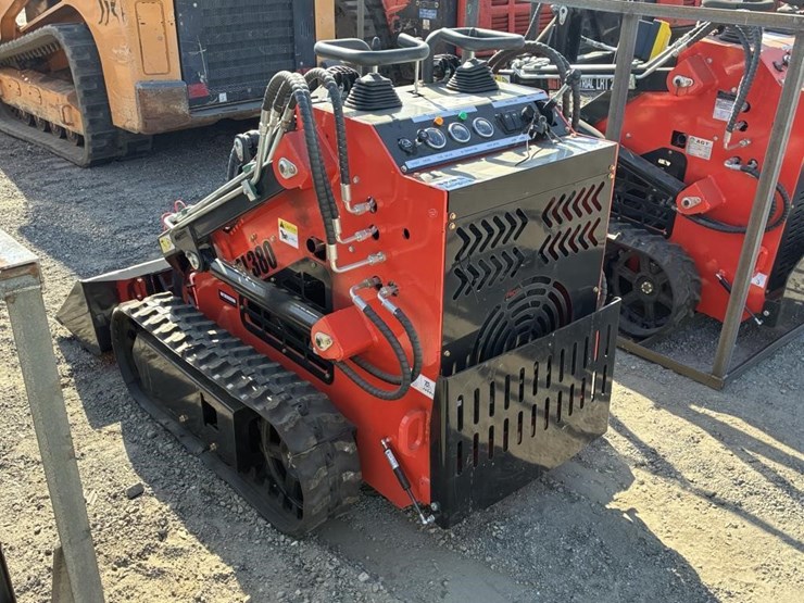 2025-sdlool-sl380r-skid-steer-loader-image-4