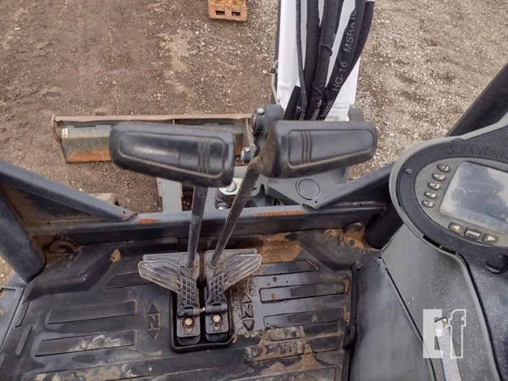 bobcat-e32i-image-10