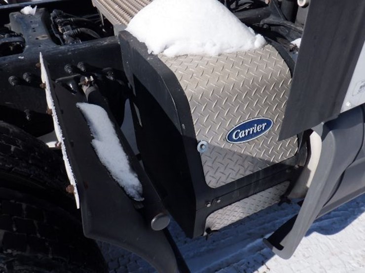 2021-peterbilt-579-image-10