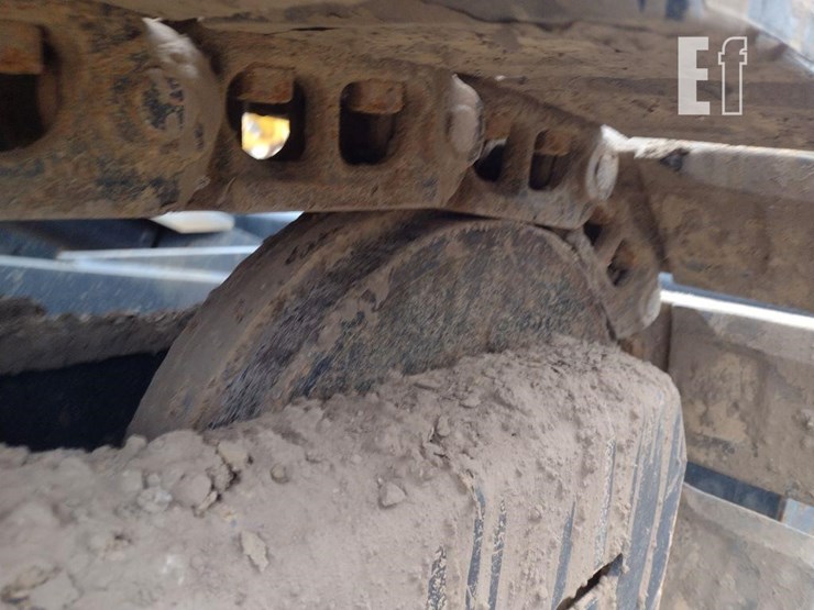 2021-deere-85g-image-42