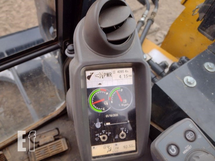 2021-deere-85g-image-7