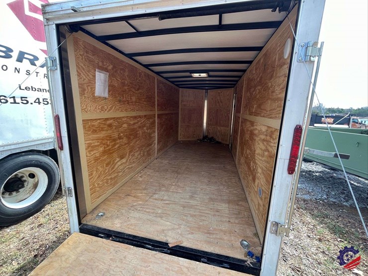 2023-homesteader-16’-enclosed-tag-trailer-image-15