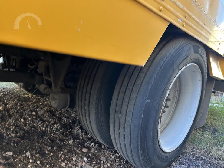 2001-international-4700-image-70