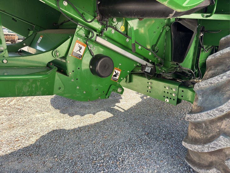 2021-john-deere-s770-image-21