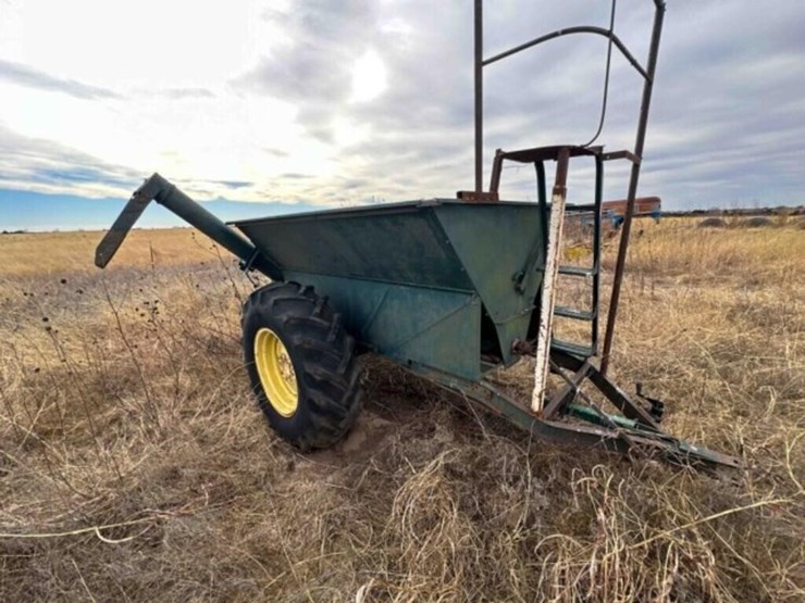 pull-type-grain-cart/feed-wagon-image-3