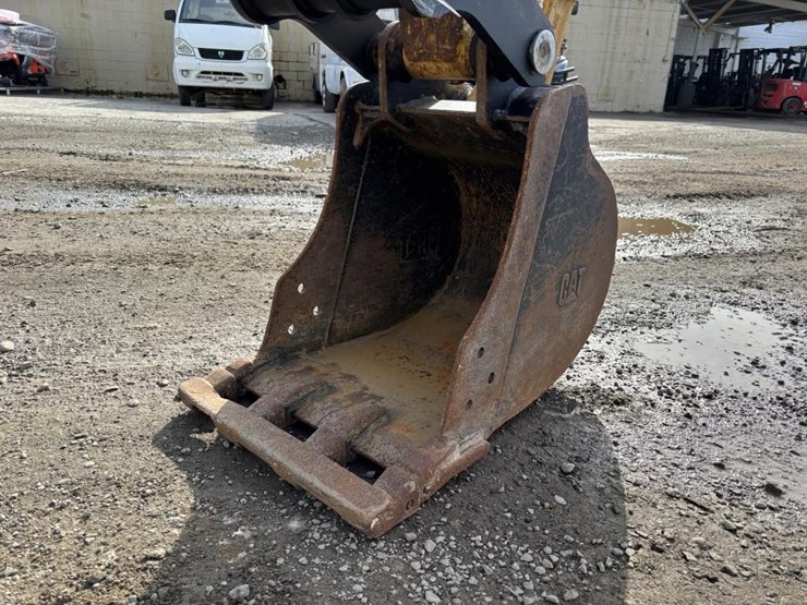 2022-caterpillar-303.5-image-9