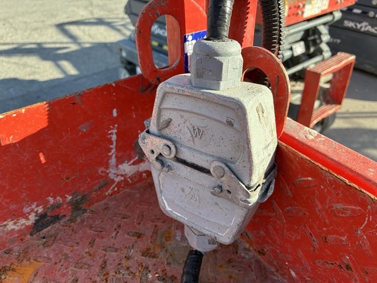 skyjack-sjiii3219-image-11