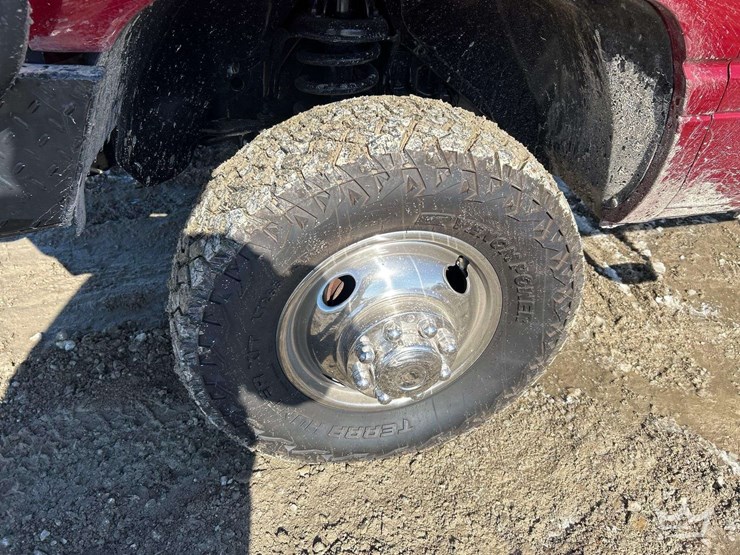 1999-dodge-ram-3500-image-28