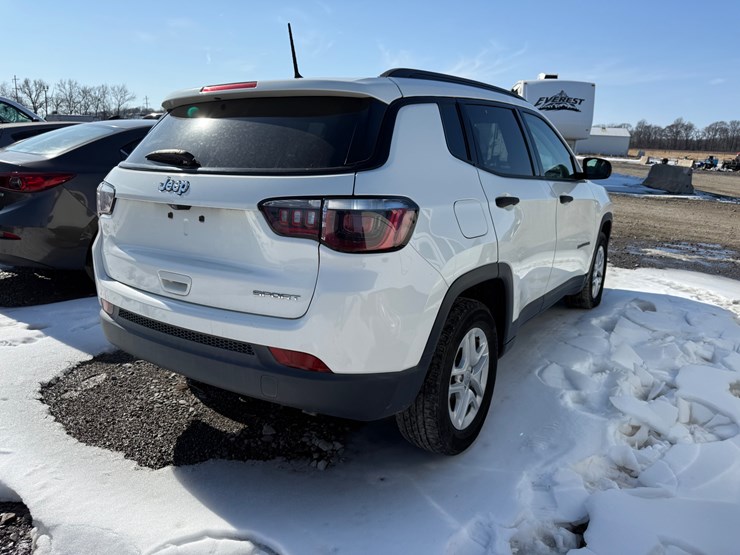 2018-jeep-compass-image-3