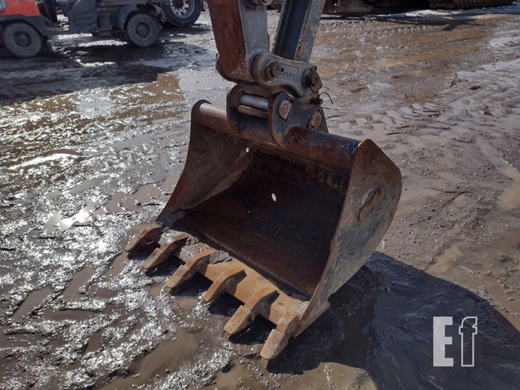 2016-volvo-ecr58d-image-19