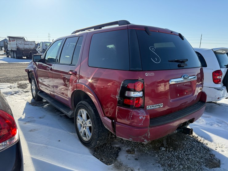 2008-ford-explorer-image-4