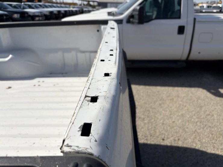 2011-ford-f250-image-33