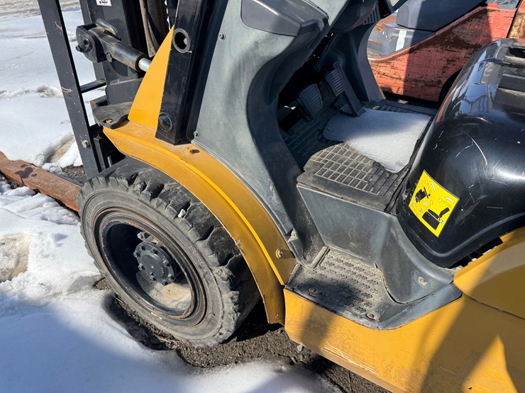 caterpillar-c5000-image-20