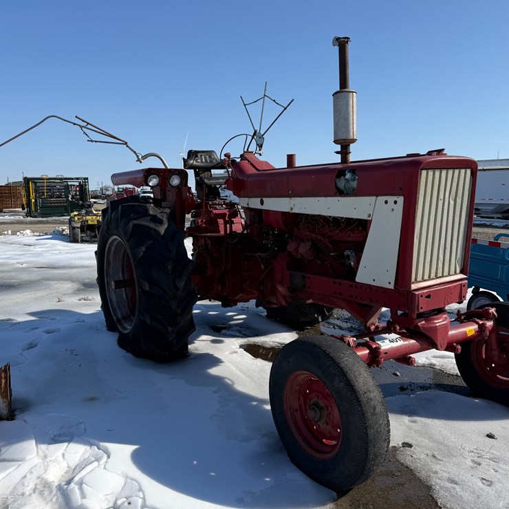 1965 INTERNATIONAL 706