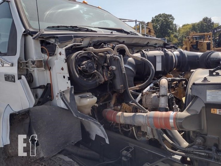 2008-ford-f750-xl-image-18