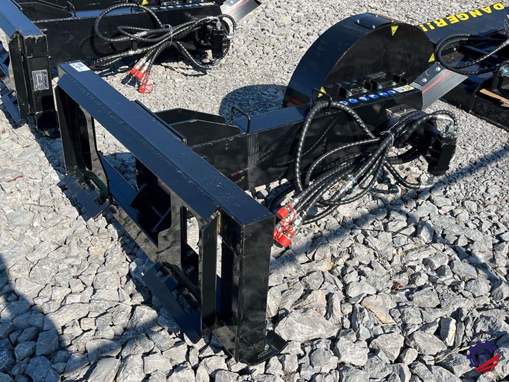 2026-topcat-ecssstg200-skid-steer-stump-grinder-attachment-image-3