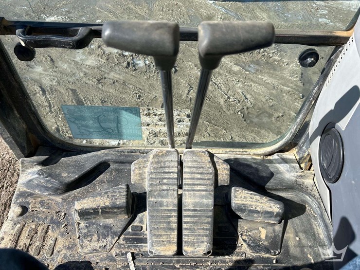 2013-komatsu-pc360-image-20