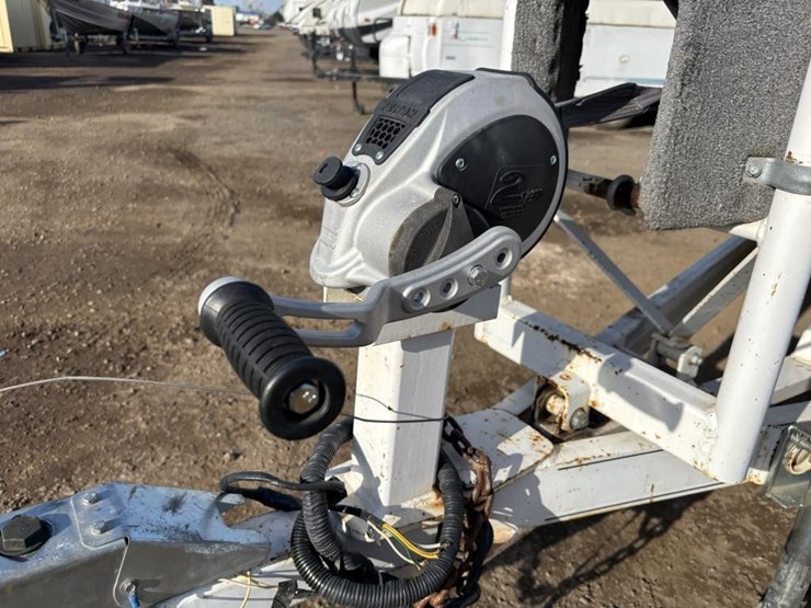 1998-unknown-trailer-image-45