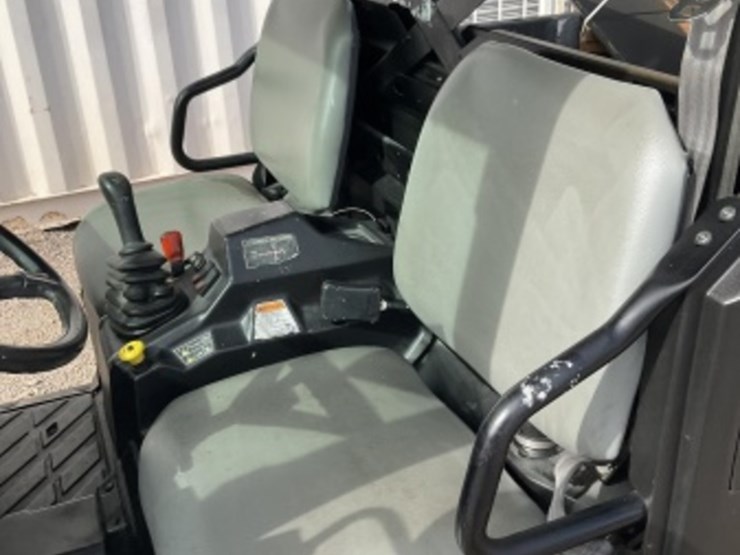 2013-bobcat-3650-image-23