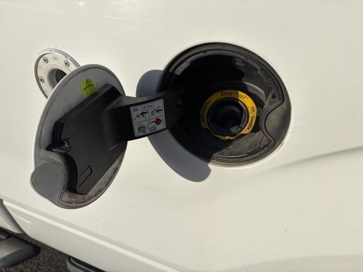 2011-ford-f150-image-34