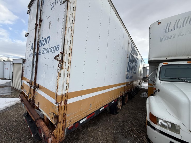 1982-kentucky-trailer-image-12