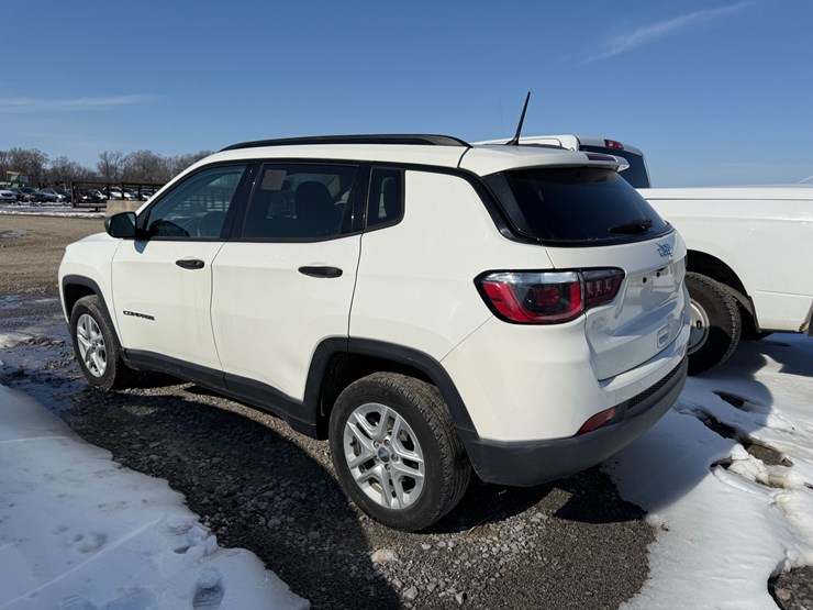 2018-jeep-compass-image-4