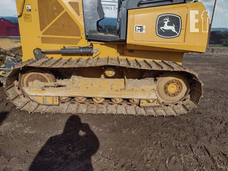 2020-deere-450k-image-32