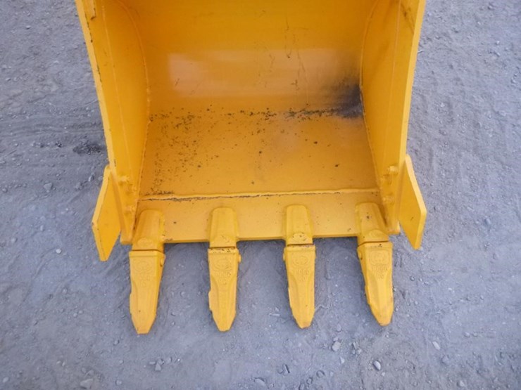 caterpillar-305-image-6